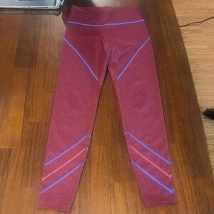 Marine Layer Weekend Sport maroon leggings. XS.
